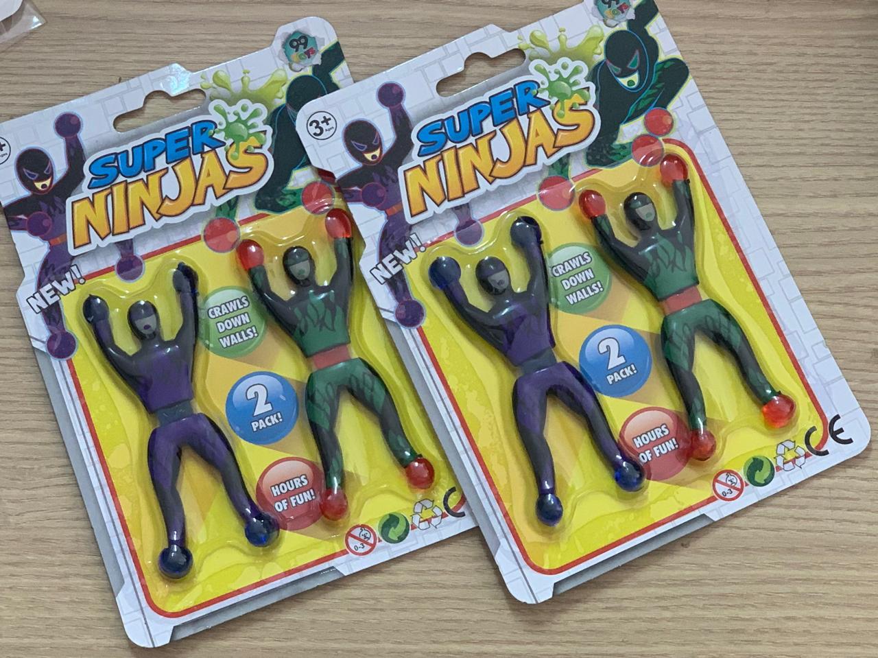 Foto de Super Ninja (boneco gruda na parede- 2 peças)