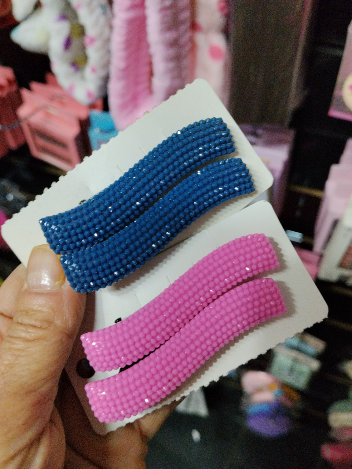 Foto de Par de presilhas tic-tac revestidas com microstrass, cores variadas