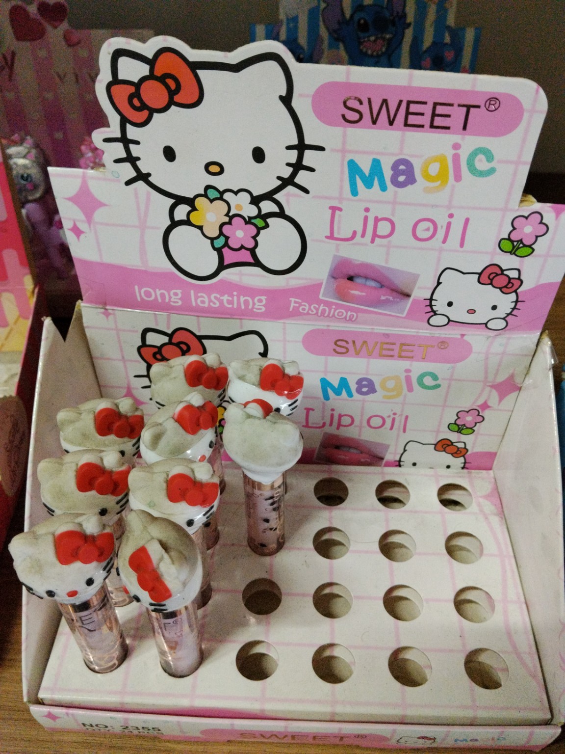 Foto de Magic lip oil (hello kitty)