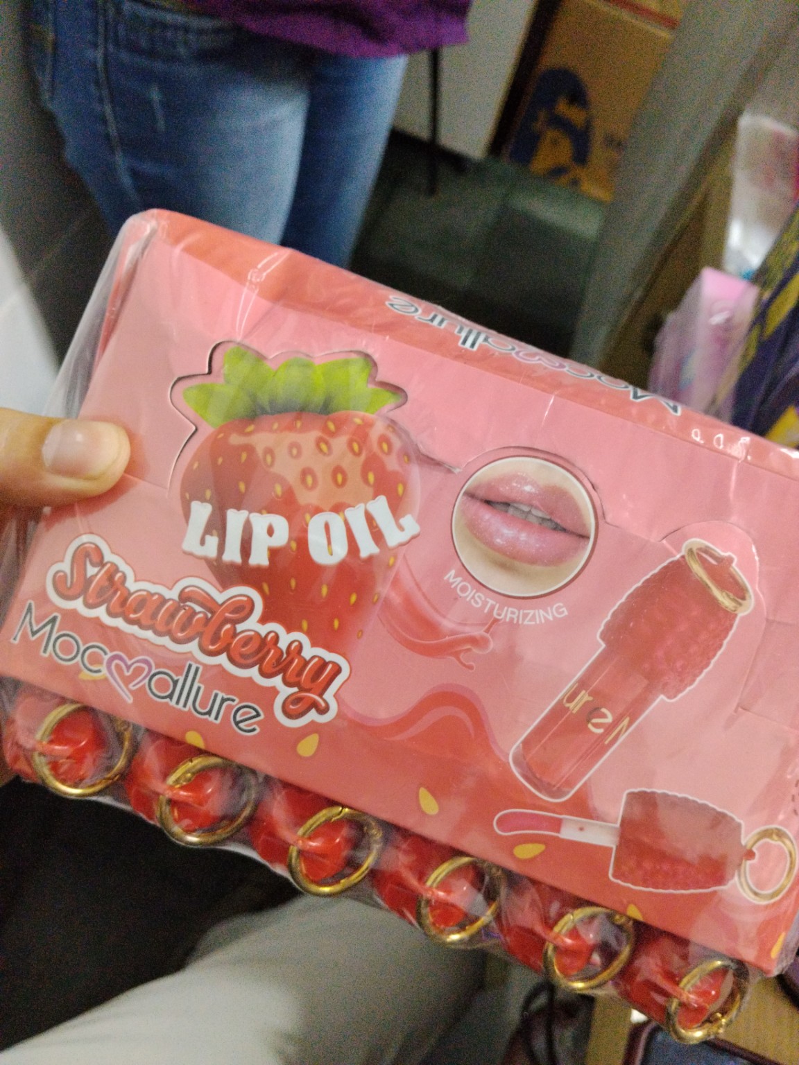 Foto de Lip oil strawberry moisturizing