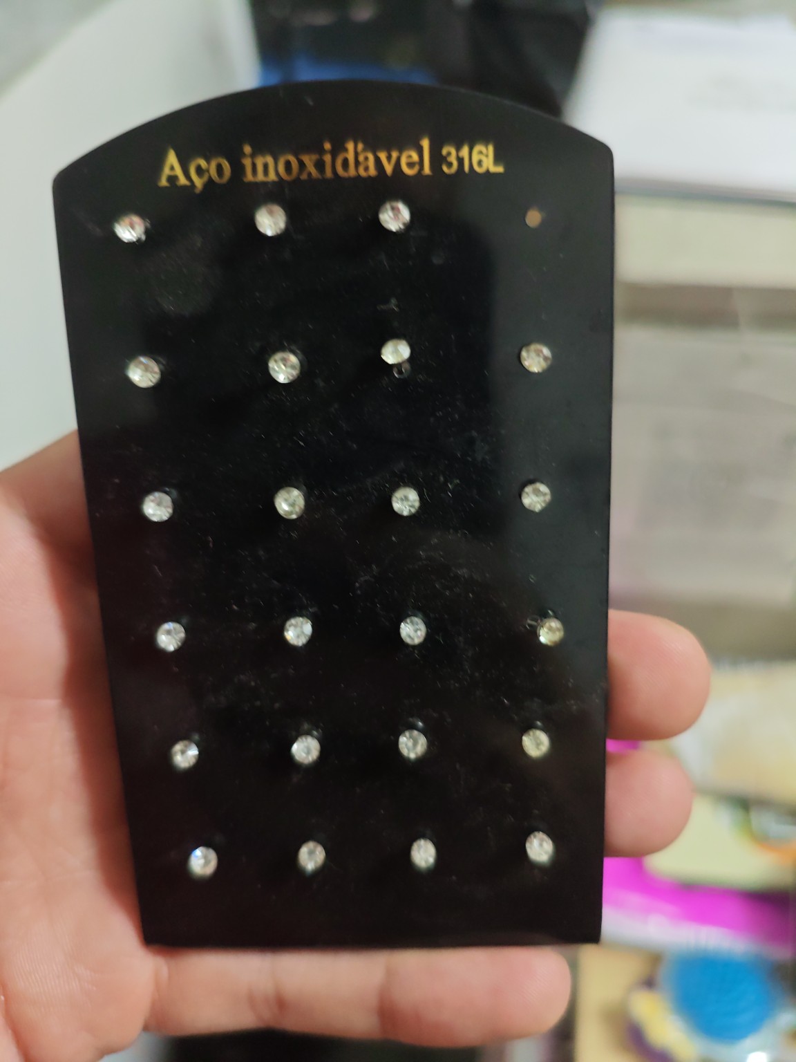 Foto de Cartela de brincos de aço inoxidável 316l com pedras brilhantes - item 182